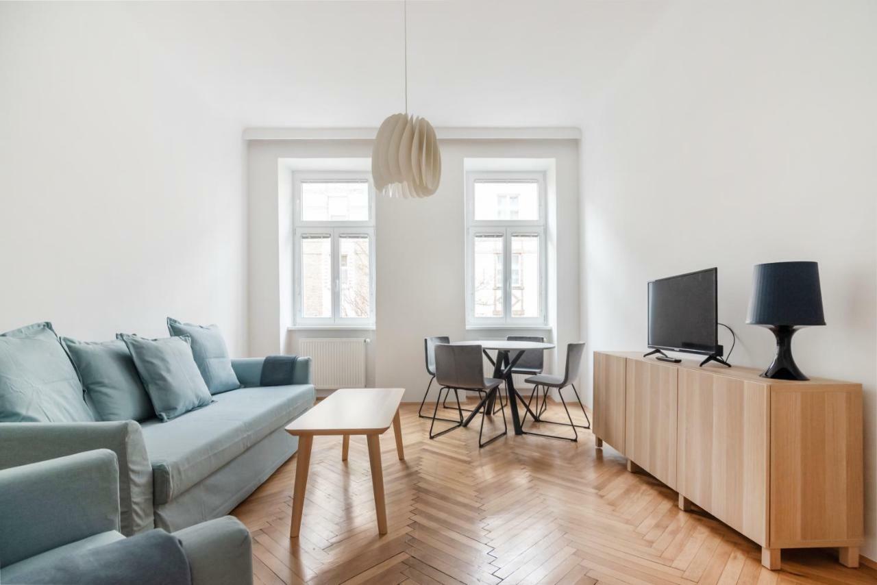 Universum Apartment 2 Вена Экстерьер фото