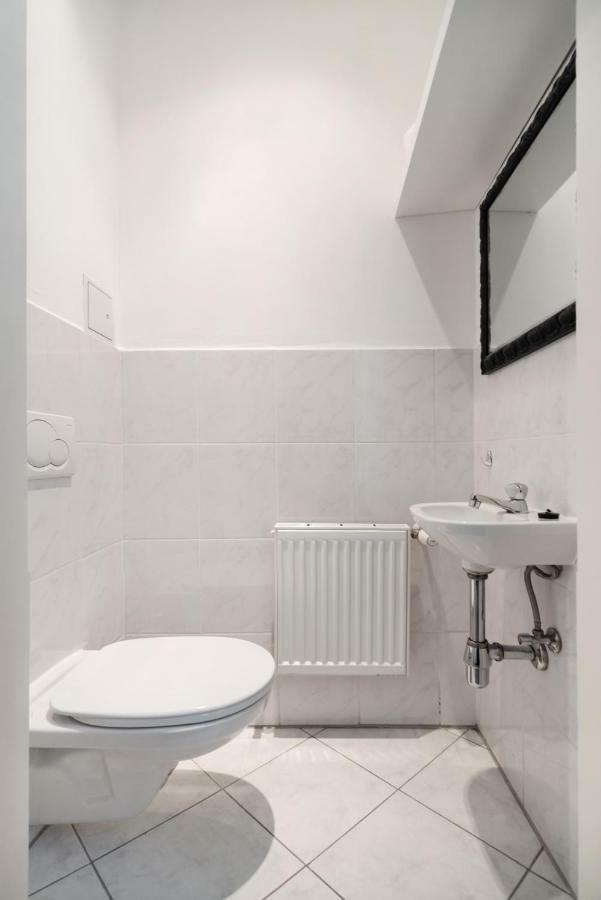 Universum Apartment 2 Вена Экстерьер фото